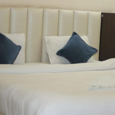 Hotel Sara Pvt Ltd Janakpur Kültér fotó